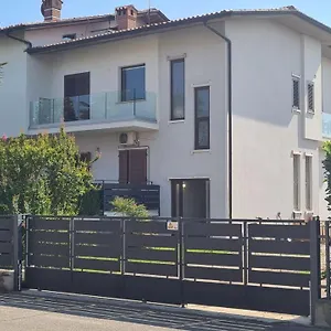 Appartamento Snorky, Azzano San Paolo