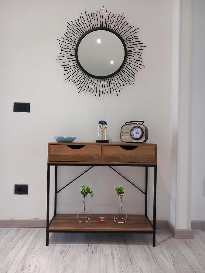 La Rosa Blutique Guesthouse - Boutique Apartment Near Como Lucino