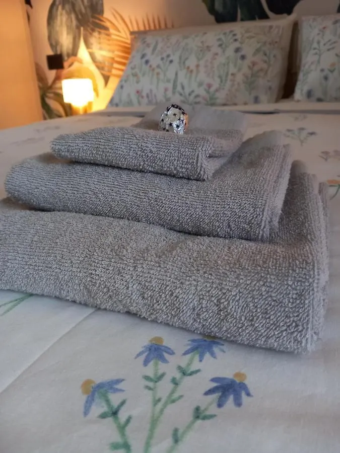 La Rosa Blutique Guesthouse - Boutique Apartment Near Como Lucino